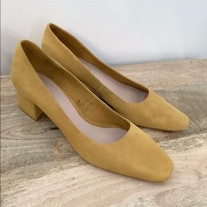 ZARA Mustard Suede Pumps Shoes Heels Mules Square Heel Toe